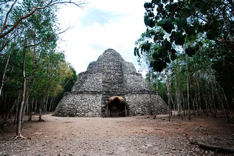 Identifican a los 14 principales gobernantes de ciudad maya de Cobá ...