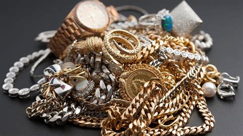 If you inherit a bunch of jewelry, don t brag about it on ...