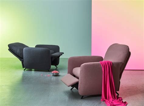 Ikea consigue hacer  bonito  un sillón extensible y reclinable, de esos ...