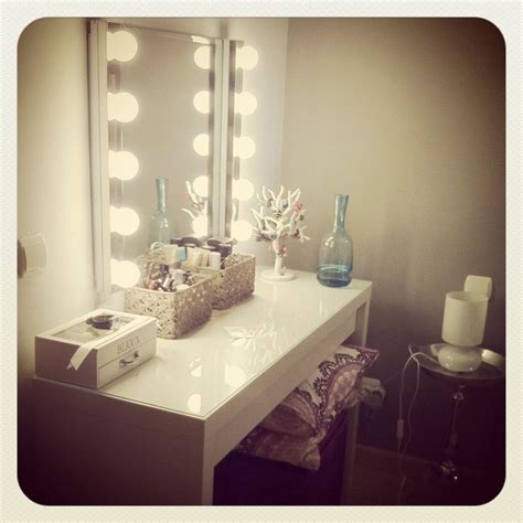 Ikea dressing table & vanity lights | تسريحات | Pinterest ...