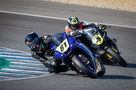 Iker Carracedo, primera victoria en la Yamaha R1 Cup de ...