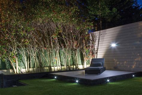 iluminacion jardin noche 1 | Iluminación, Jardines