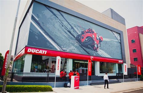 Image Gallery: This is how the world’s largest Ducati ...