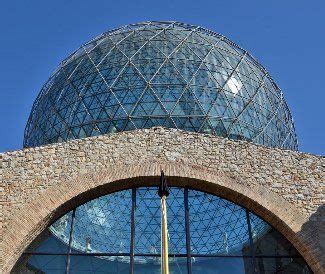 Imagen de la cúpula el Teatro Museo Dalí figueras ...