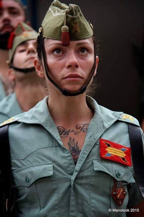 Imagen | Mujer soldado, Chicas del ejército y Militar femenina