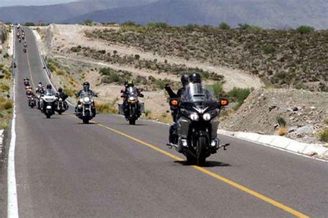 Imagenes De Motociclistas En Carretera   motociclistas 2020