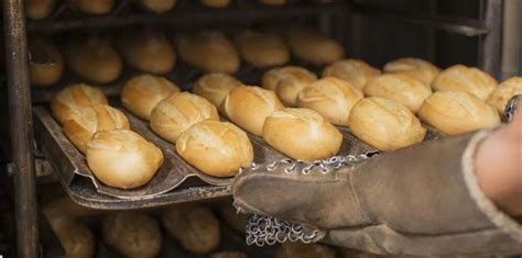 ¡Impagable! Así quedó el precio del kilo de pan en Argentina y estos ...