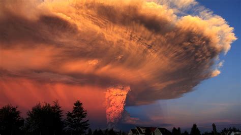 Impresionantes imágenes de la erupción del volcán Calbuco