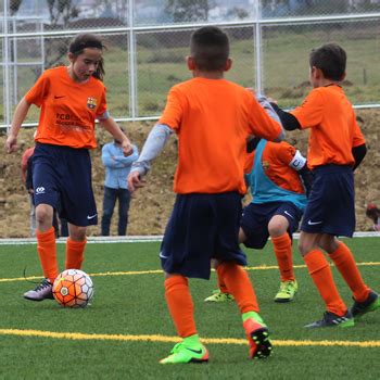 Inauguran la escuela de fútbol del FC Barcelona en Guatemala
