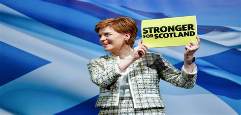 Independentismo escocés vuelve a arrasar y gobernará por ...