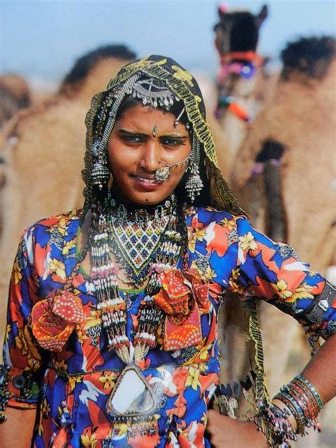 India   Rajasthani. | Rajasthan clothes, Traditional ...