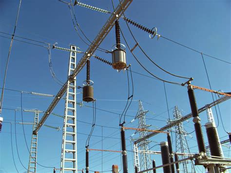 Instalaciones de alta y baja tensión   ELECTRICISTA EN ...