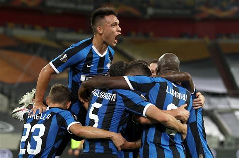 Inter Milan hammers Shakhtar 5 0 to reach Europa League ...