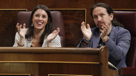 Irene Montero y Pablo Iglesias anuncian que esperan mellizos