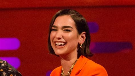 Is She OK?! Dua Lipa TURNED DOWN The Chance To Date Harry Actual Styles ...