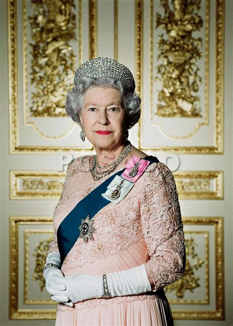Isabel de Inglaterra: 60 años como icono de estilo ...