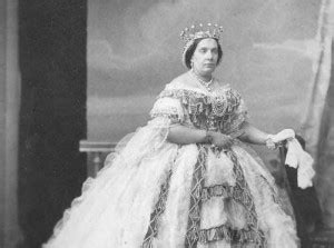 Isabel II de España, biografía de una reina