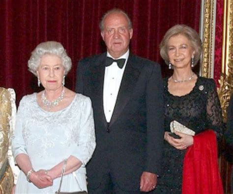 Isabel II y los borbones, una relación  gafada  | loc | EL ...
