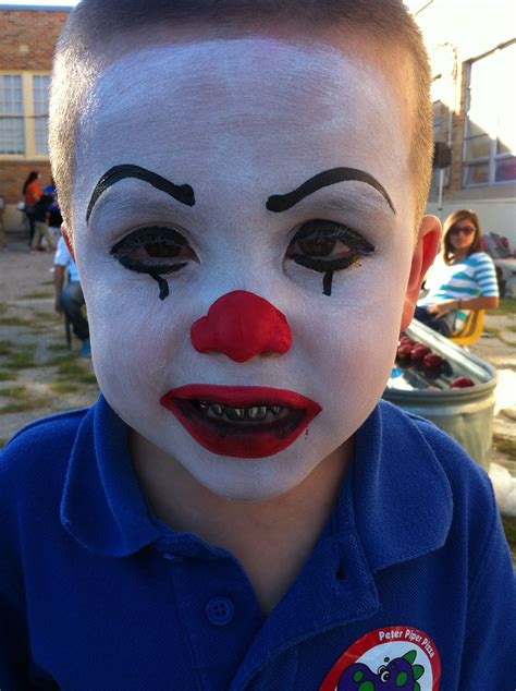 It clown face paint | Maquillaje halloween niños ...