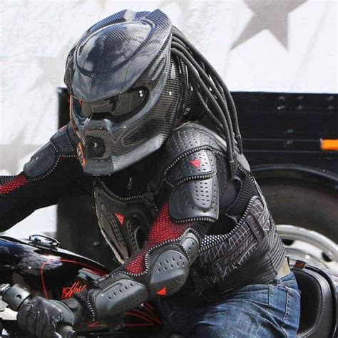 It s time for e new Motorcycle full face helmet ...