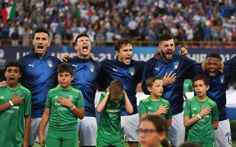 Italia cierra con goleada y paso perfecto la eliminatoria ...