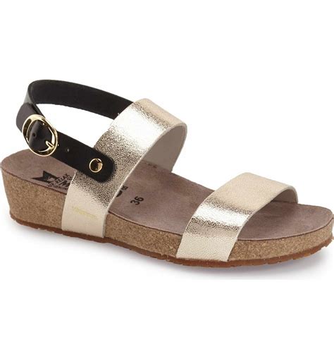 Italia  Sandal | Nordstrom | Metallic leather sandals, Sandals, Womens ...