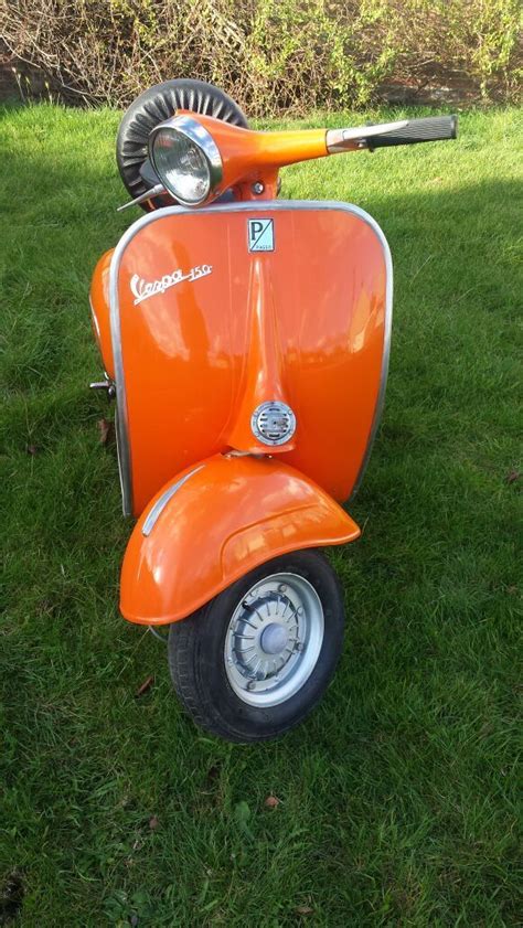 ITALIAN VESPA PIAGGIO VBB SERIES SCOOTER 150CC MODEL 1965 ORANGE COLOUR