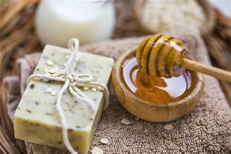 Jabón de avena y miel para el acné: receta casera | RSVPOnline