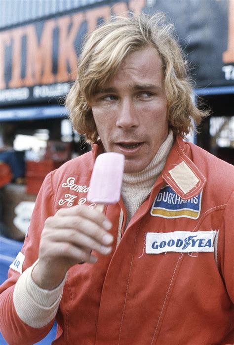 James Hunt 1976 | James hunt, Racing, Racing driver