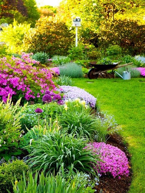 Jardines con flores: 50 fotos de ideas para decorar ...