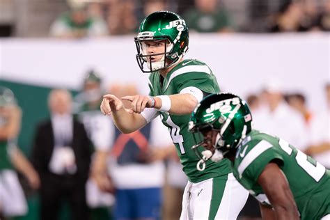 Jets QB Sam Darnold  mono  out for Week 2 vs. Browns and ...