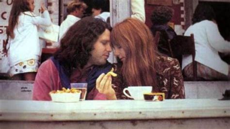 Jim Morrison y Pamela Courson: la trágica y enfermiza relación de la ...