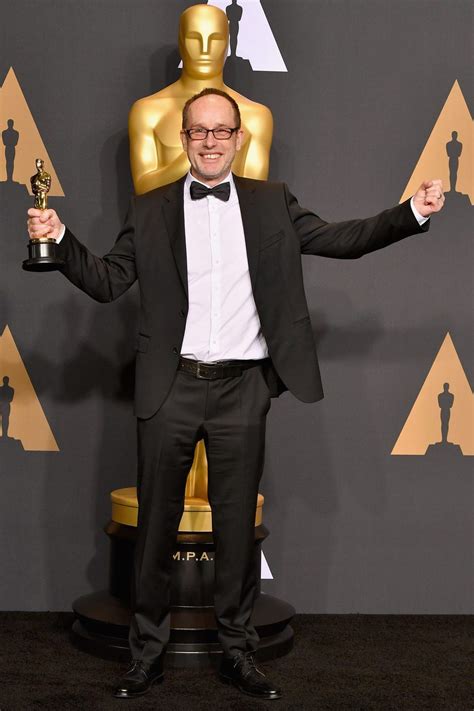 John Gilbert, ganador del Oscar a Mejor Montaje por  Hasta el último ...