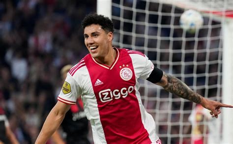 Jorge Sánchez es baja para el Ajax por un tema de lesión