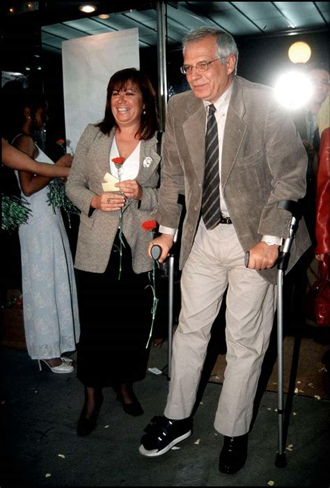 Josep Borrell se casa en secreto con Cristina Narbona tras 20 años de ...