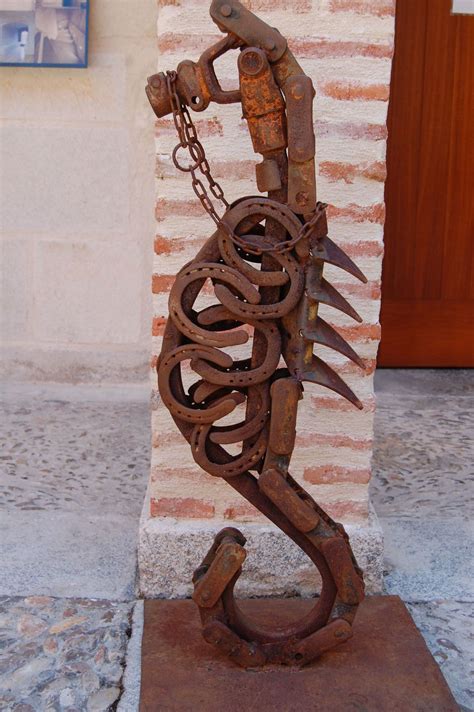 Juan Jesús Villaverde. Esculturas en hierro reciclado ...