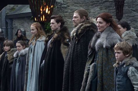 Juego de tronos: Ned Stark elige cuál de sus hijos debe sobrevivir y ...