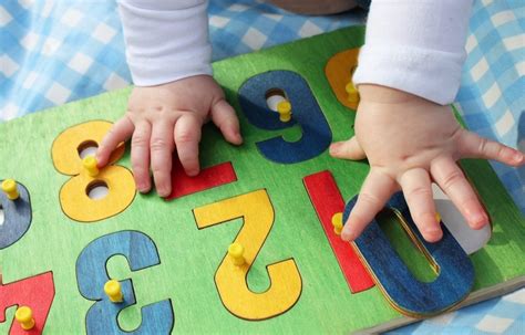 Juguetes para desarrollar la inteligencia de los niños de 3 a 6 años
