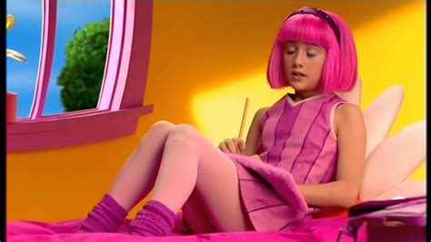 Julianna Rose Mauriello Lazy Town gallery 26136 | My Hotz Pic