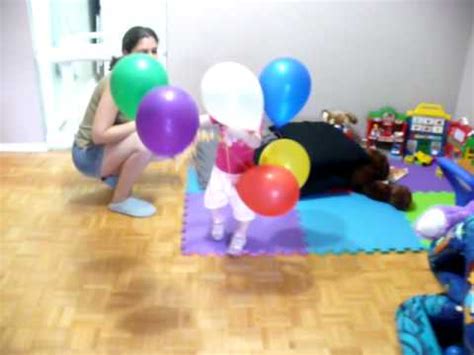 Junio 27, 2010   Nina Jugando con globos 1/4   YouTube