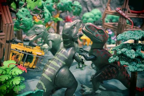 Jurassic Park en Playmobil réalisé par Dominique Béthune ...