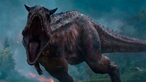 Jurassic World El Reino Caído: Nuevo clip  El Carnotaurus   Video ...