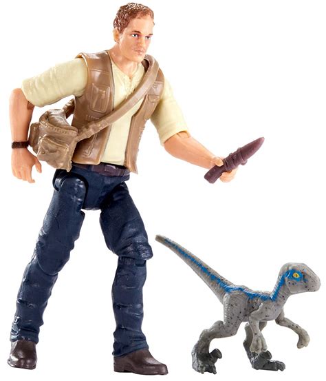 Jurassic World FMM01 Basic Figure Owen and Baby, Blue   TopToy