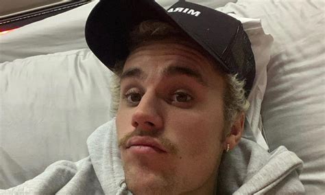 Justin Bieber se despide de su bigote y así reacciona su ...