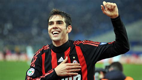 Kaká rejeitou Manchester City e ficou no Milan em 2009 ...