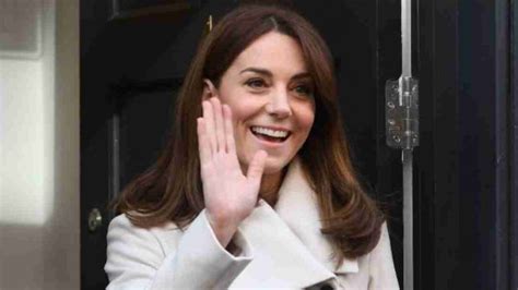 Kate Middleton se pone en cuarentena por el Covid   LaBotana.com