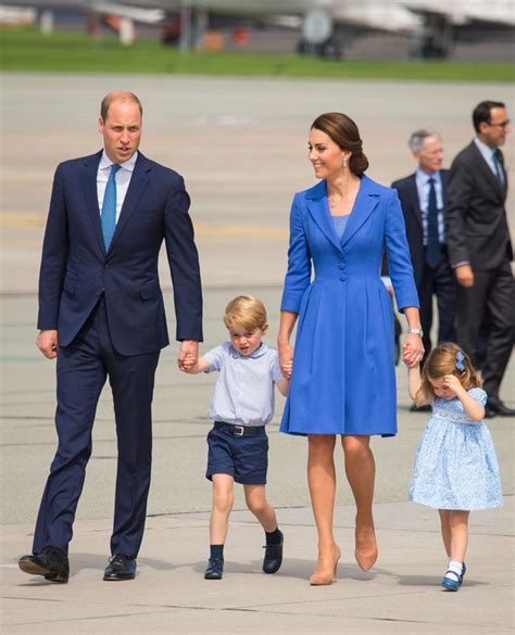 Kate Middleton viste de azul a su familia | Telva.com