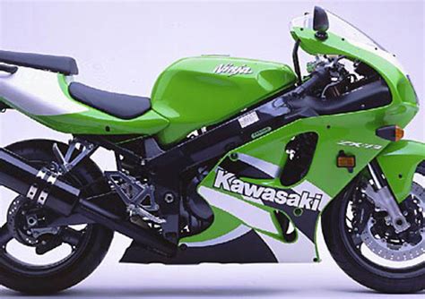 Kawasaki Ninja 750 ZX 7R  1996   00 , prezzo e scheda tecnica   Moto.it