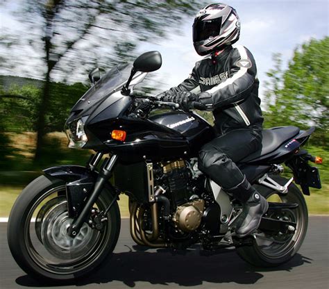 Kawasaki Z 750 S 2006   Fiche moto   MOTOPLANETE