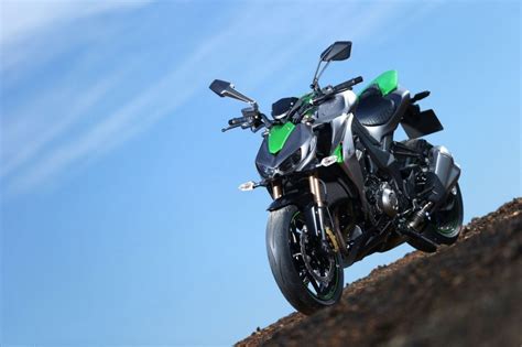 Kawasaki Z1000 : Les réponses de Moto Revue – Moto Station